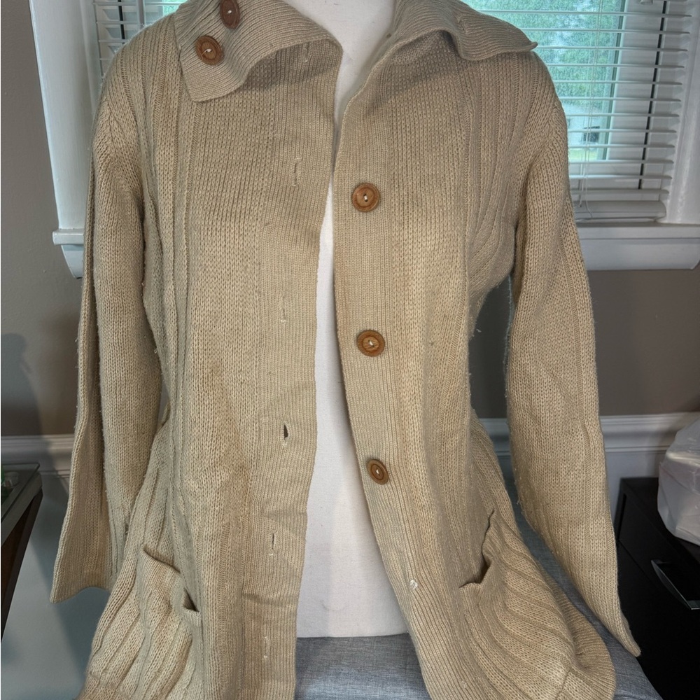 Vintage Beige Button-Up Cardigan with Pockets